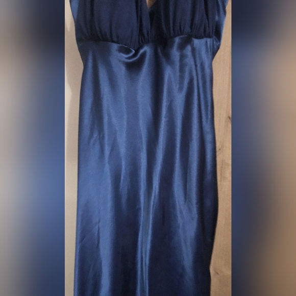 DAVIDS BRIDAL Charmeuse Chiffon Illusion Halter Dress in Blue. Size 2 NWT - Picture 8 of 15